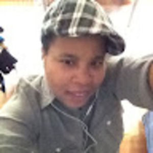 Meet your Posher, Adrienne